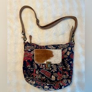 Myra bag purse, good condition-barely used